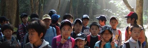 子供たちの心の中に、友好の種を蒔くカンチャナブリの旅、今回も企画致しました。参加者大募集中です。